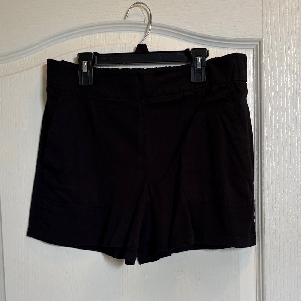 Nine West Black Medium Pull on Shorts
